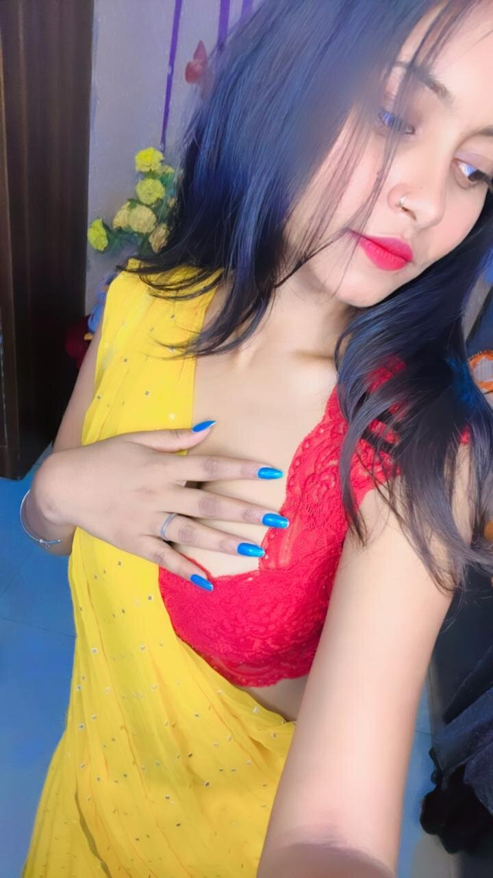 Hot_rohini