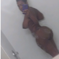 chocolate88slut's Offline Chat Room