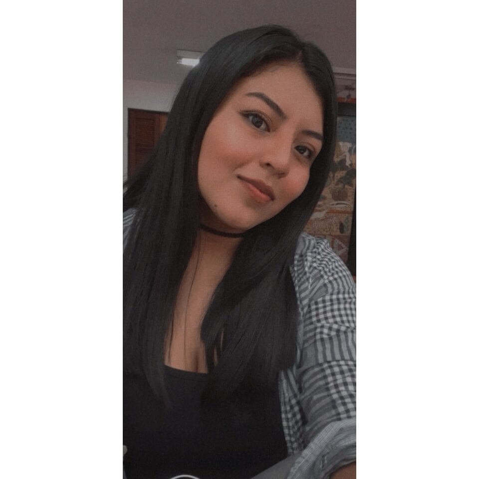 Alanaa--ww profile