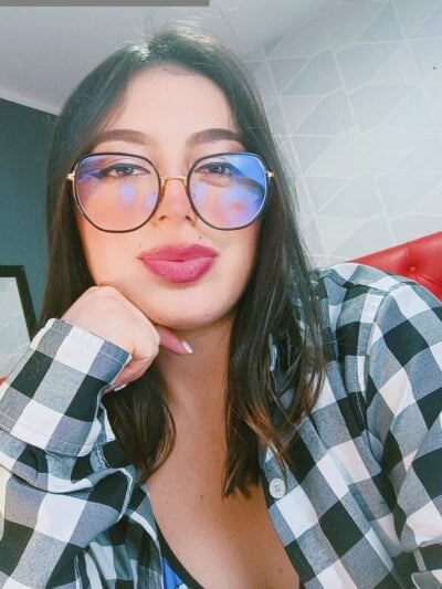 MiaKimky Female Office Online Cam XXX