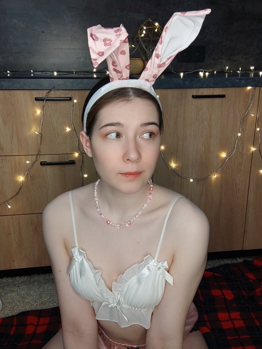 AliceMefiace 🥚 nude chat