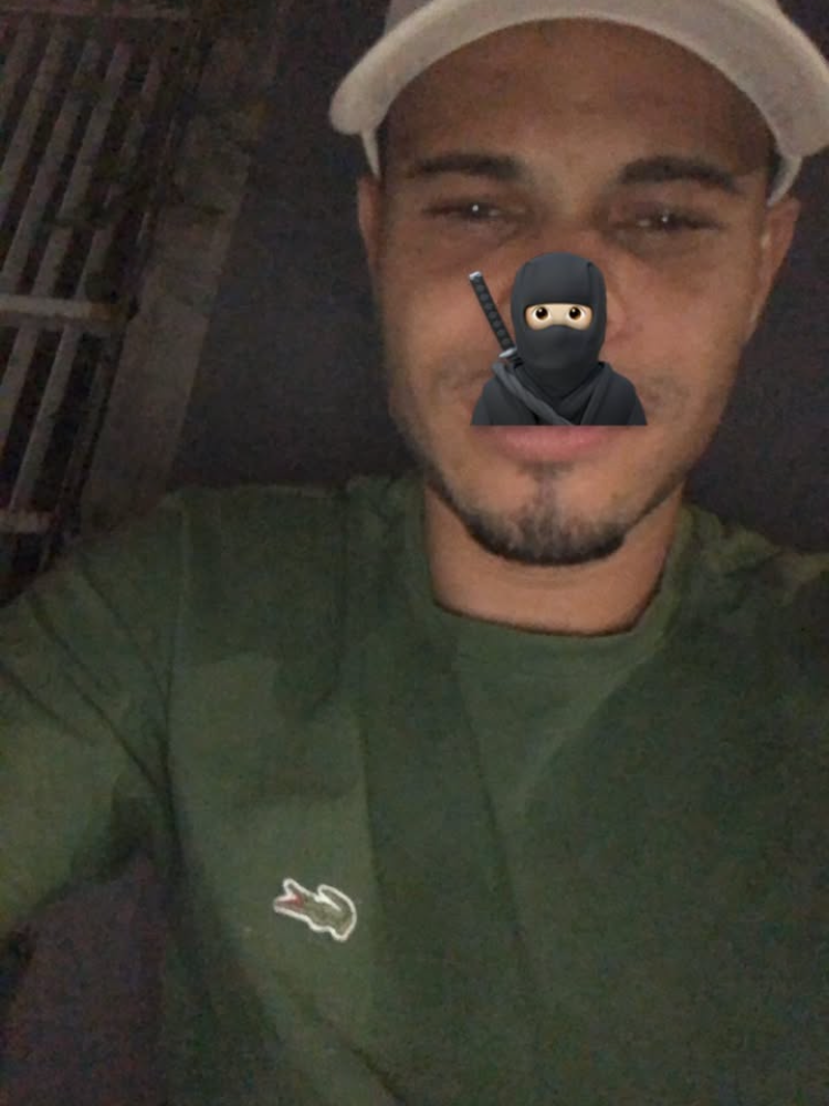 heitor25cmdepika's Offline XXX Chat