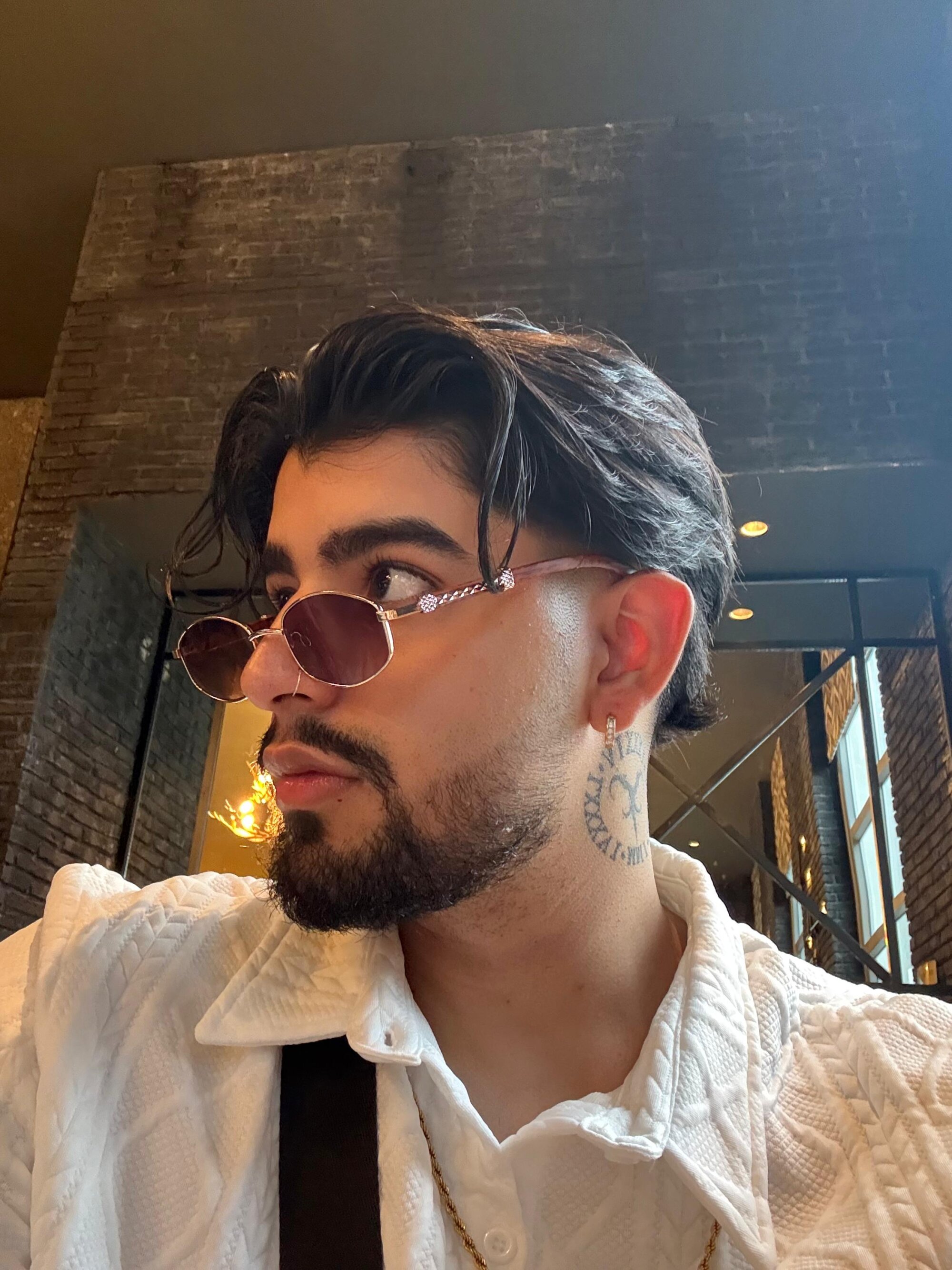 maximo_black_
