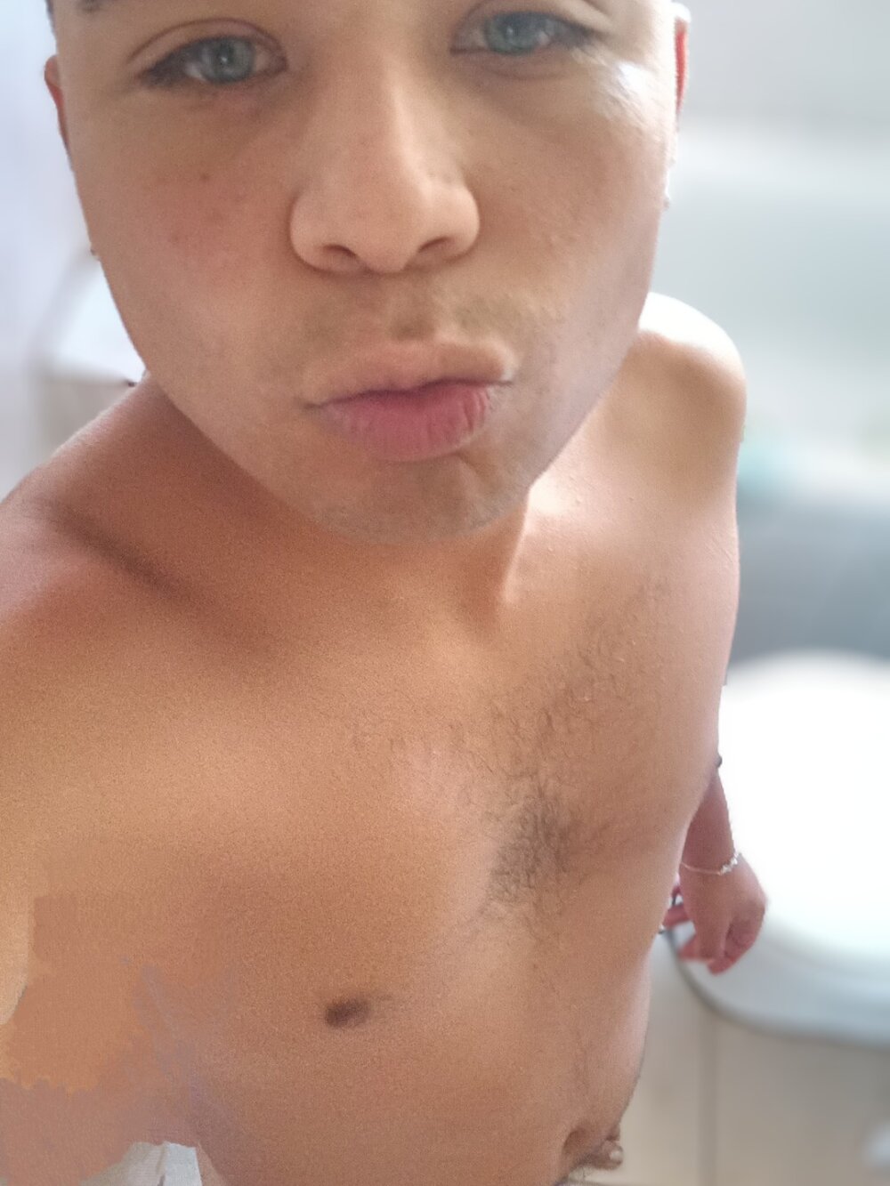 kias32 from stripchat