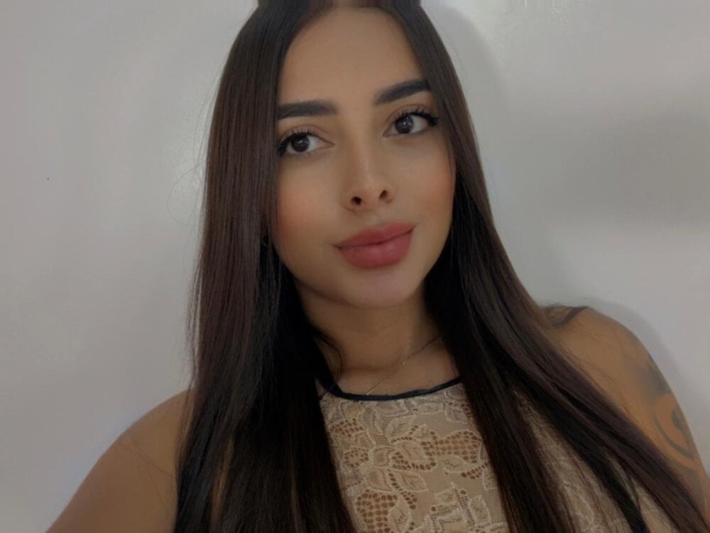 stripchat emyvega webcam profile pic via livesex.fan