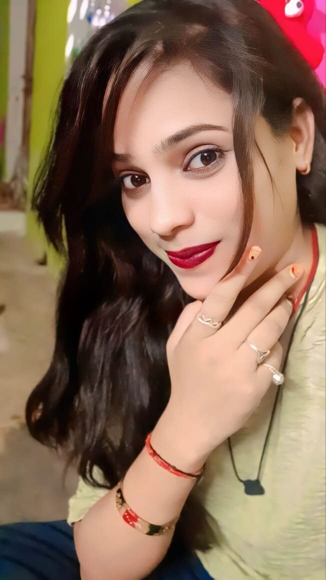 Gauri_hot