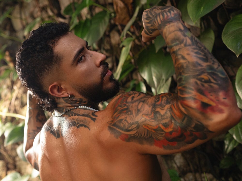 LeoSalvatore_ Profile Image