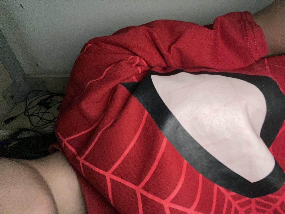 ly_xx from stripchat