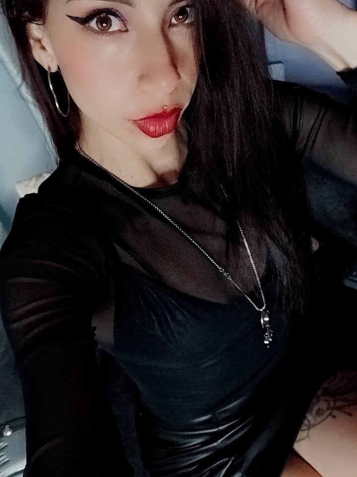 MistressEvangelinemourne