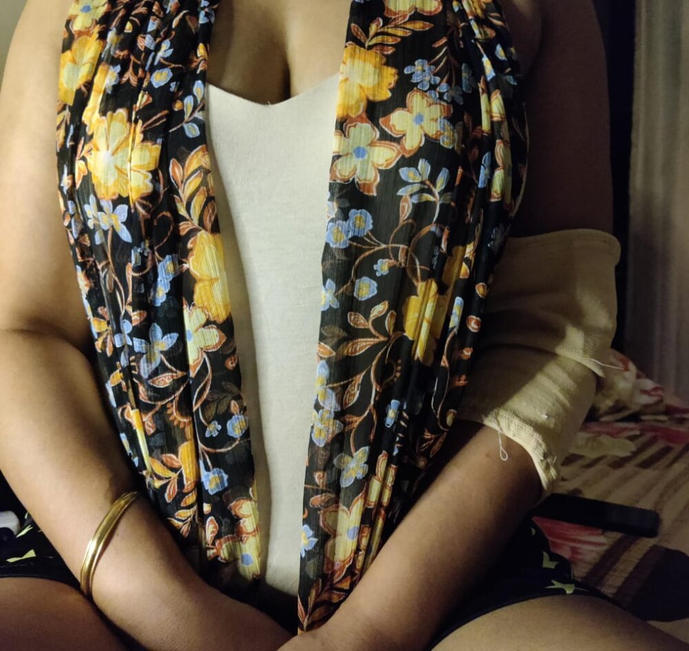 Tits-indian