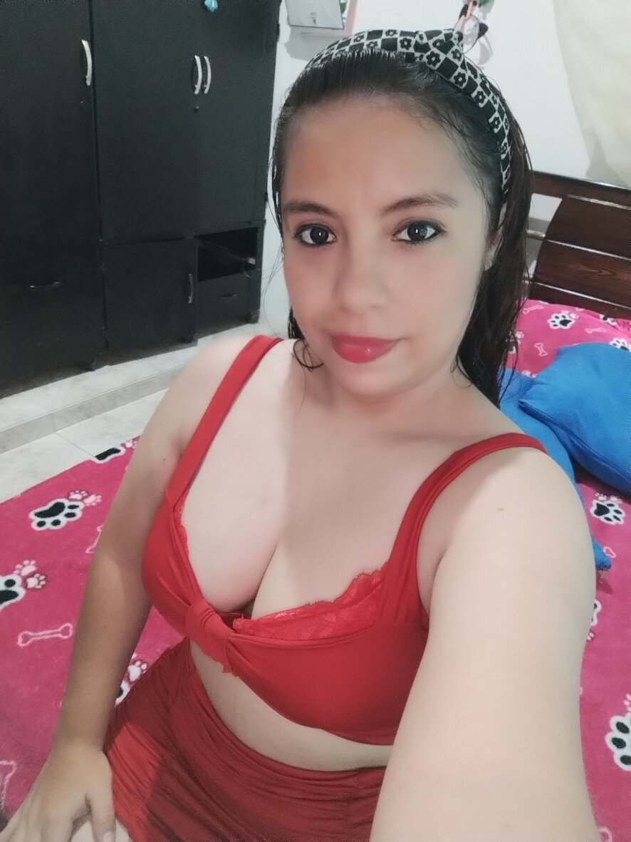 Mikaelacrystallizz_01