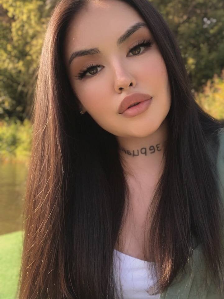 AkulinaJones profile