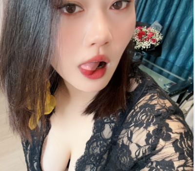 longyue1995 from stripchat