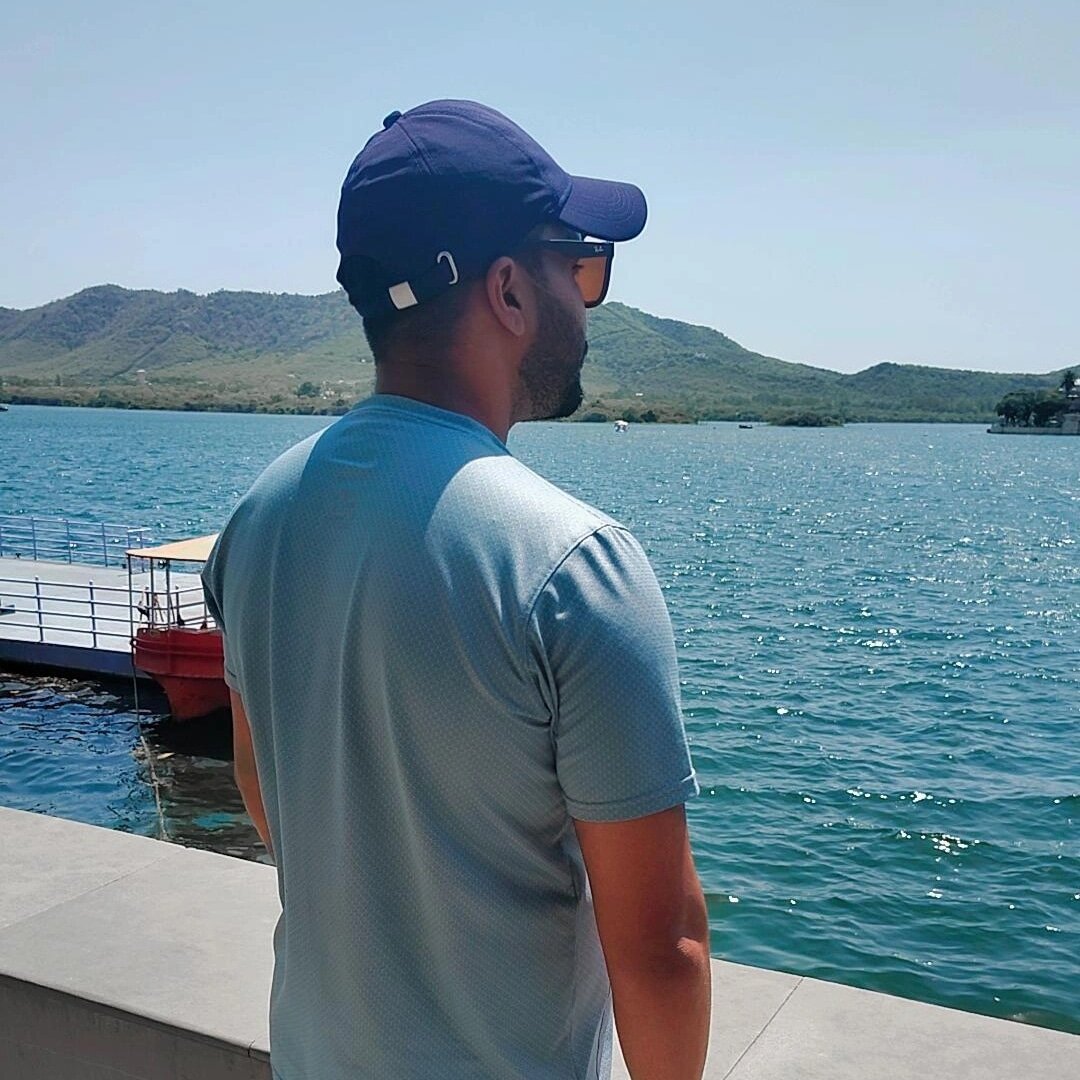 cyanidecuriosity live webcam