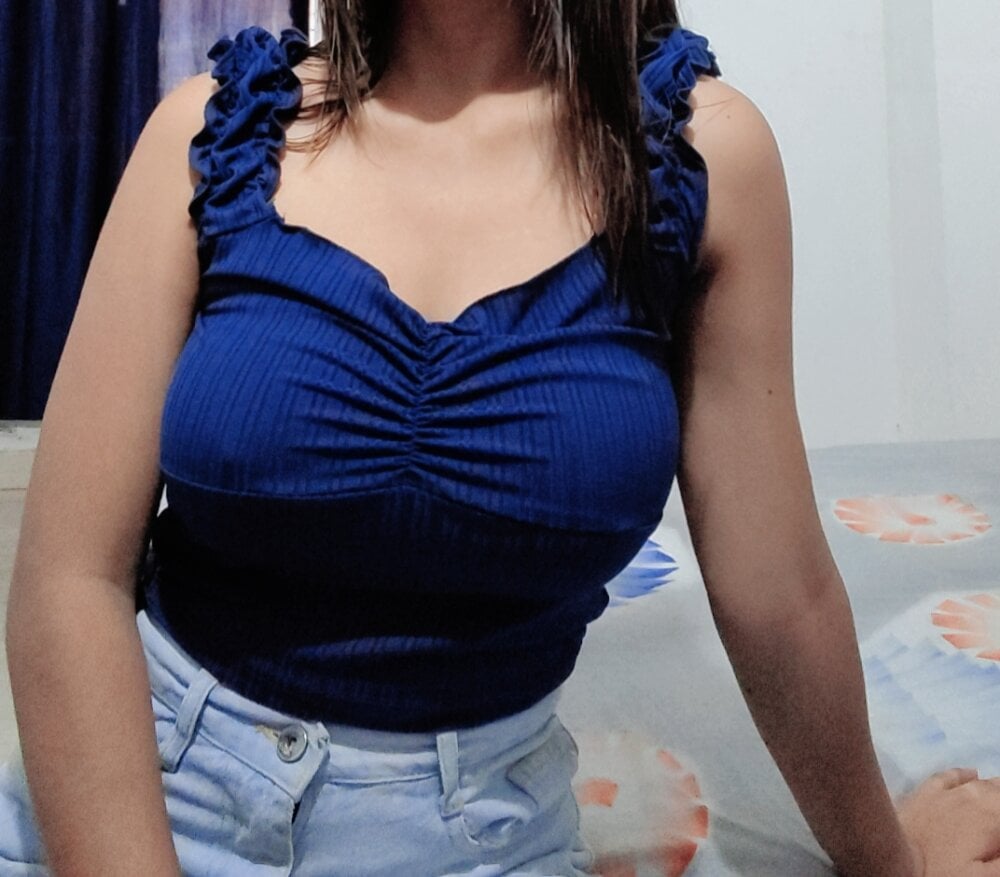 mega-camsex.com surbhi_98 livesex profile in hope-in-your-heart-3 cams