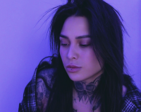 kourtneyInked's Offline Chat Room