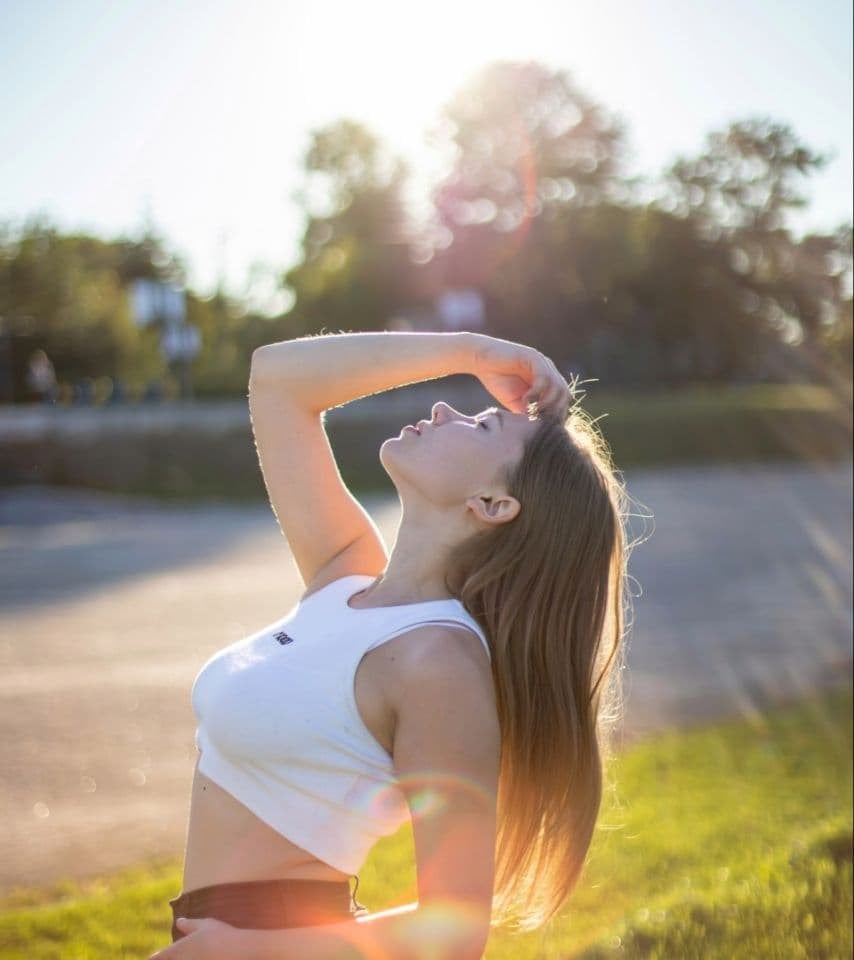 Emily-_-white主播：免费直播性爱表演和聊天 | Stripchat