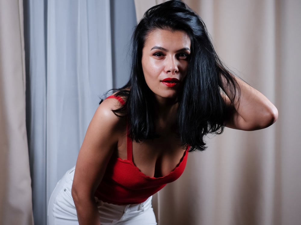 Live sex webcam photo for EmmaAtkins #290311092