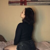 Foxycornellie's Offline Chat Room