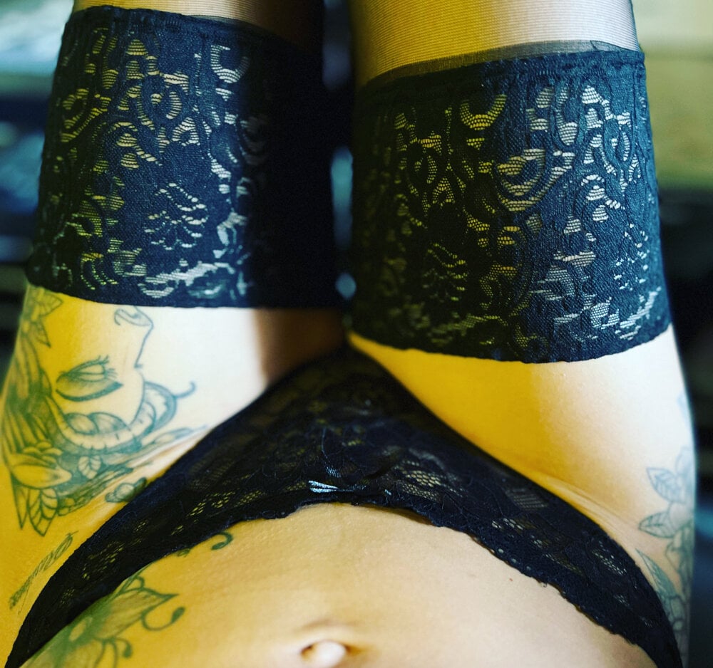 ameliasexy40 profile