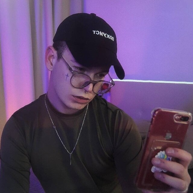 steve_mi from stripchat