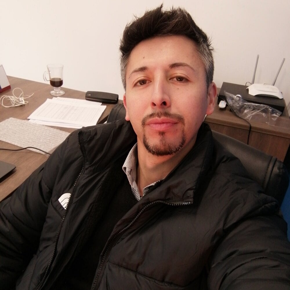 lighto1 from stripchat