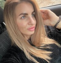 LorraineRoss' Offline XXX Chat