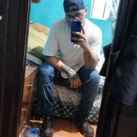 mexicano1704's Offline XXX Chat