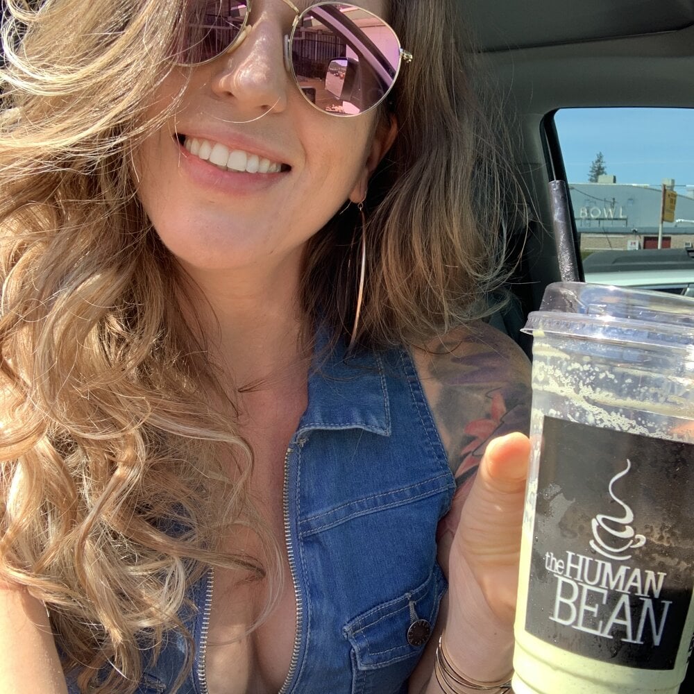 Live sex webcam photo for ChanteBae #290581402