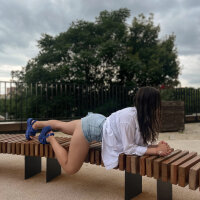 OliviaGray_'s Offline XXX Chat
