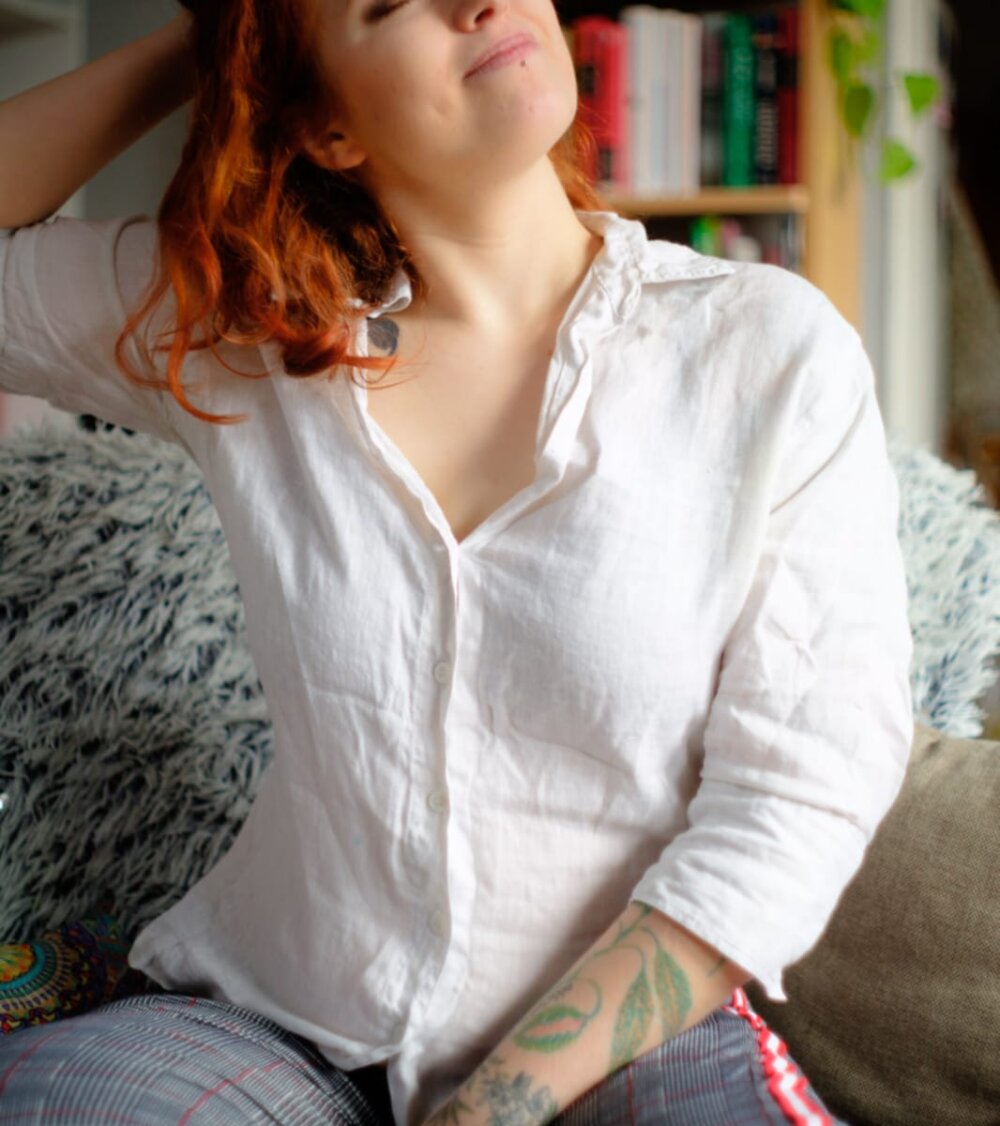 elivecams.com rubybigboobs livesex profile in green-eyes cams