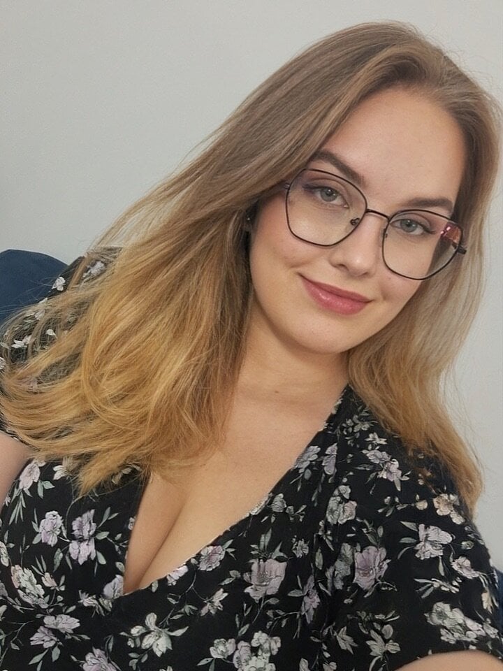 AliceCrazy69 profile