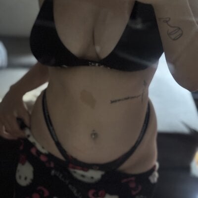 ludeluxe from stripchat
