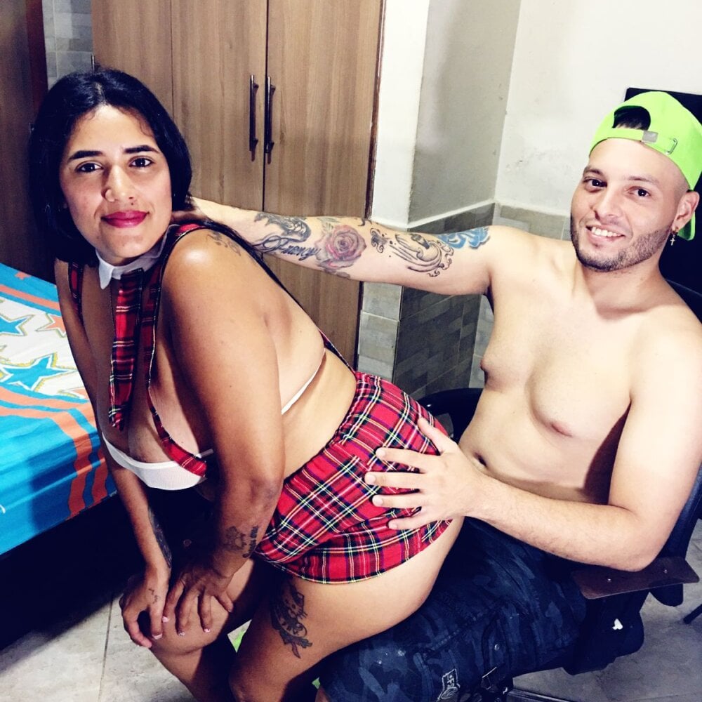 brittany_and_wizkhal from stripchat