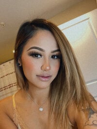 StephaniHeart's Offline Chat Room