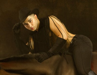 Axel_nova Live Cam on StripChat