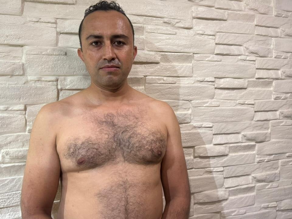 jossmiguej from stripchat
