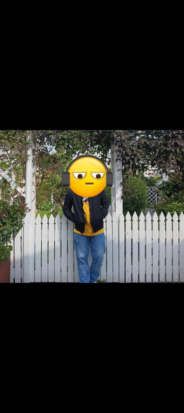 boynextdor1