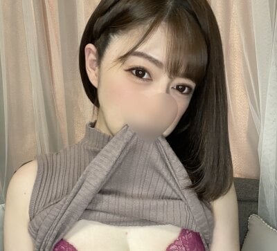 minami_chan on StripChat