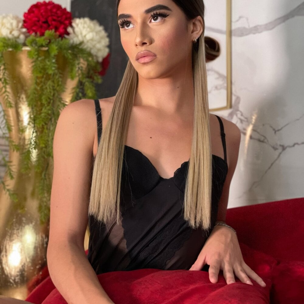 MaddiMyers' Offline XXX Chat
