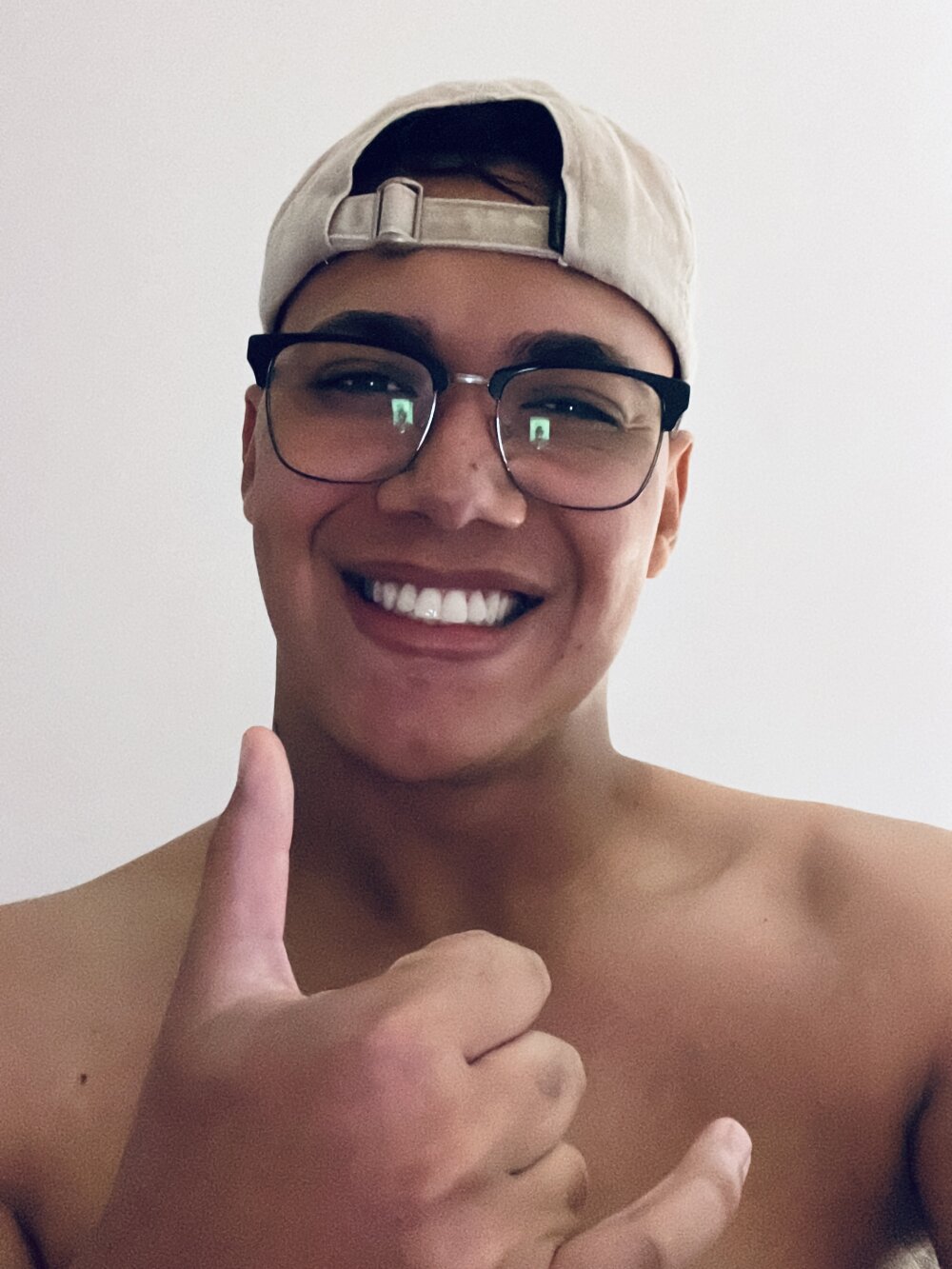 zuca3025 from stripchat