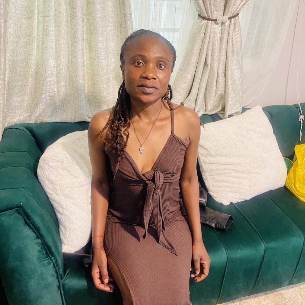 mega-camsex.com jingglenjuicy livesex profile in brown-hair cams