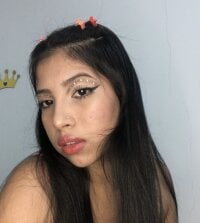 asslyn_'s Offline Chat Room