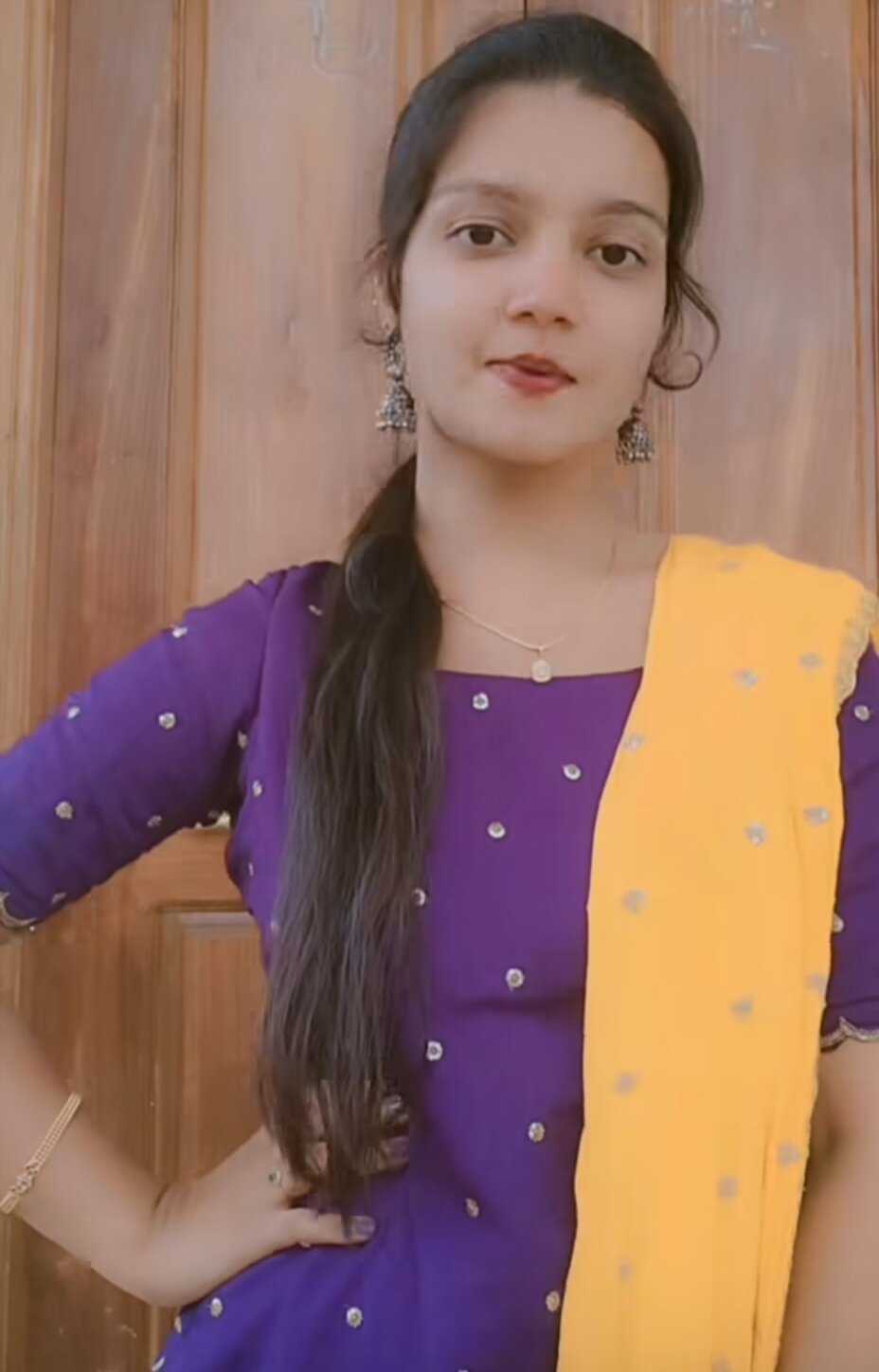 call_me_mouni099