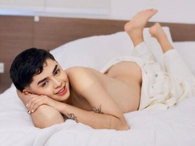 Maxi_little Male Men Webcam Porn