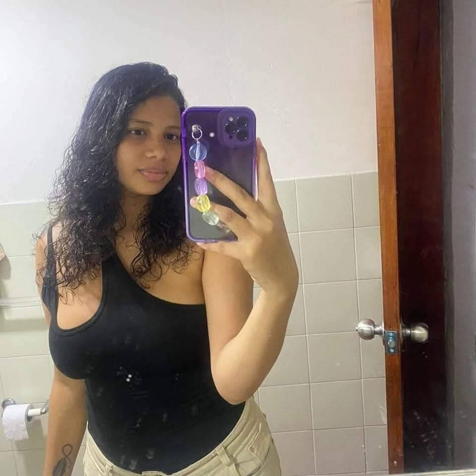 AriaHot_