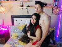 Emma_N_Rio's Offline Chat Room