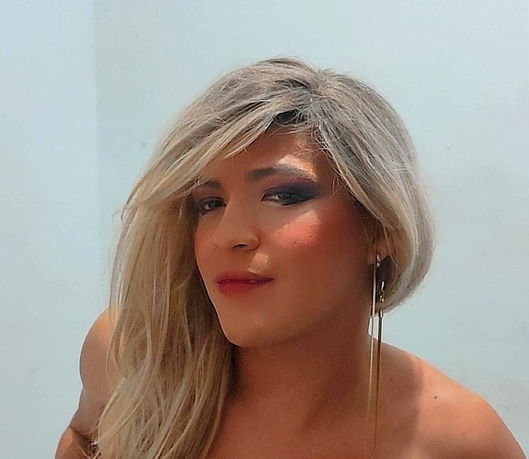 nicolle_rose2