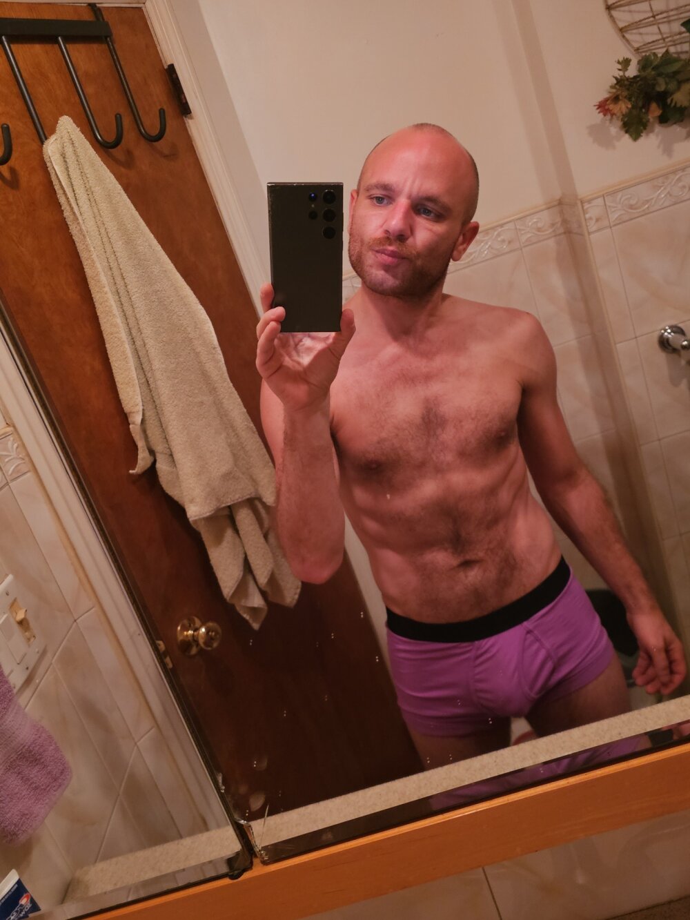 FrankieFuckMe Offline XXX-Chat