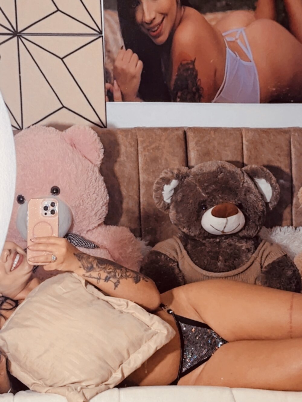 vane_lopez_ Offline XXX Chat